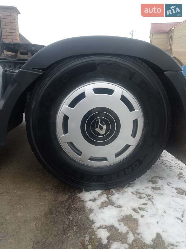 Тягач Renault Magnum 2012 в Бердичеве