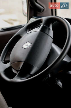 Тентованый Renault Magnum 2007 в 
