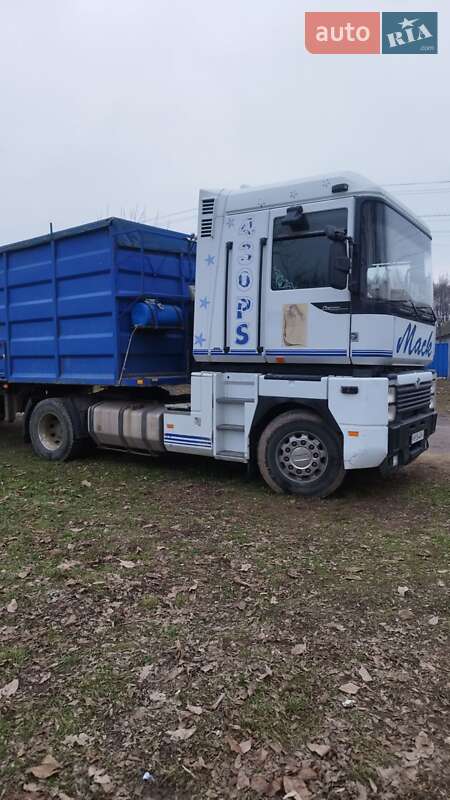 Тягач Renault Magnum 2000 в Тульчине