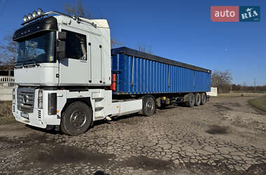 Тягач Renault Magnum 2005 в 