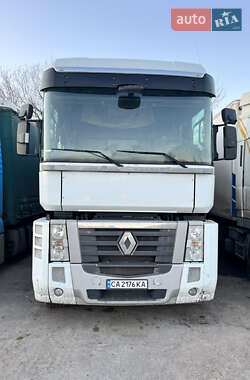 Тягач Renault Magnum 2011 в Черкасах