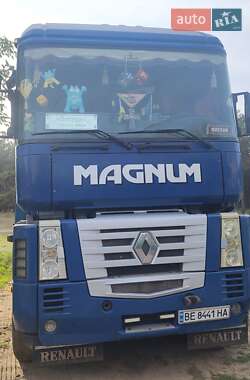 Тягач Renault Magnum 2004 в 