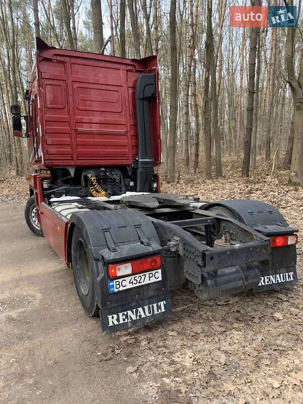 Тягач Renault Magnum 2011 в Львові