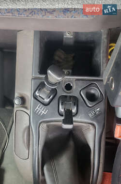 Тягач Renault Magnum 2005 в 