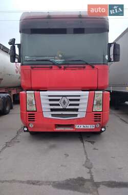 Тягач Renault Magnum 2004 в 