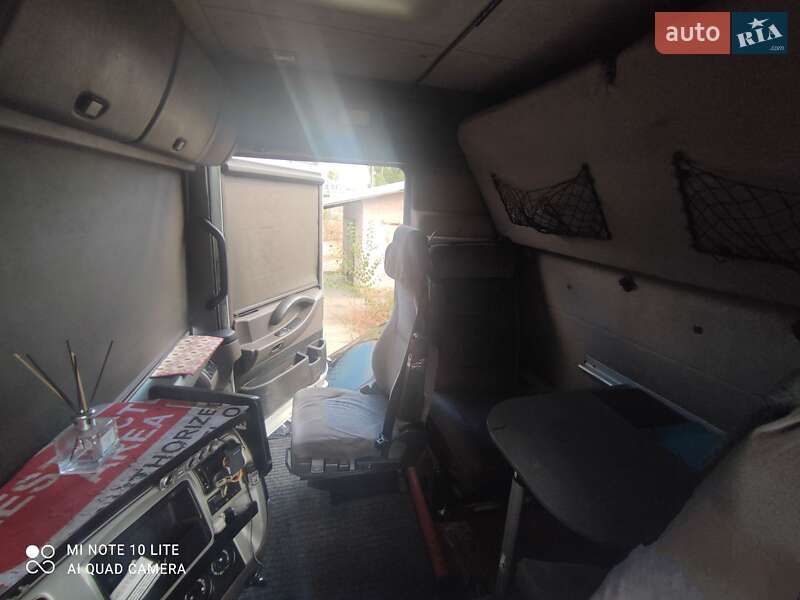 Тягач Renault Magnum 2005 в Києві