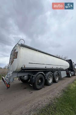 Тягач Renault Magnum 2007 в 