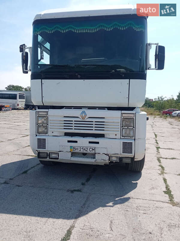 Тягач Renault Magnum 1998 в 
