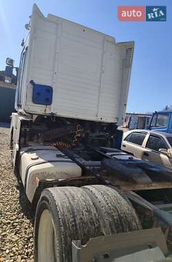Тягач Renault Magnum 2004 в 