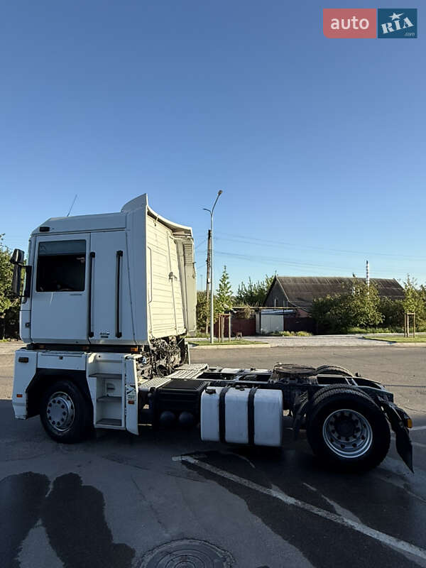 Тягач Renault Magnum 2007 в Запорожье