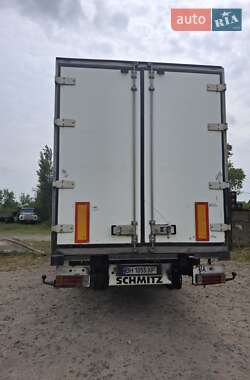 Контейнеровоз Renault Magnum 2001 в 