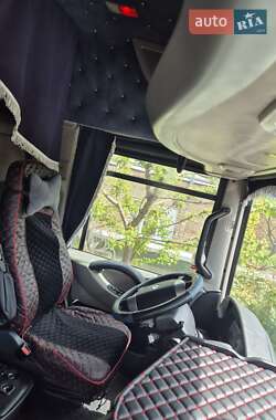 Тентований Renault Magnum 2013 в 