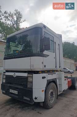 Тягач Renault Magnum 1998 в 