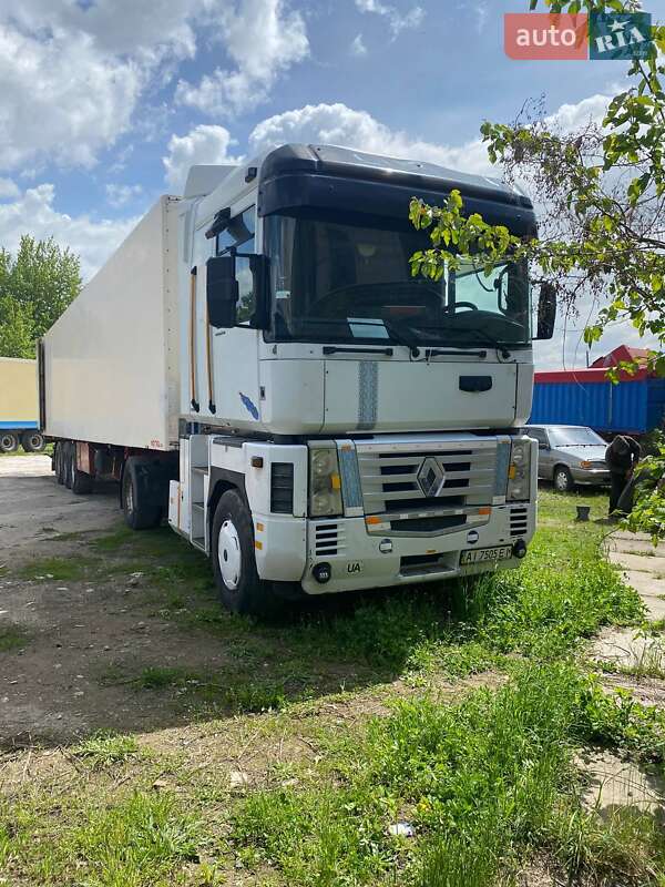 Renault Magnum 2004