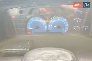 Тягач Renault Magnum 2006 в 