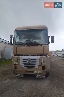 Тягач Renault Magnum 2004 в Владимире