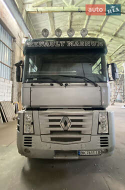 Тягач Renault Magnum 2007 в Шевченкове
