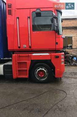 Тягач Renault Magnum 2008 в 