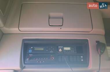 Тягач Renault Magnum 2009 в 