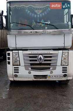 Тягач Renault Magnum 2005 в 