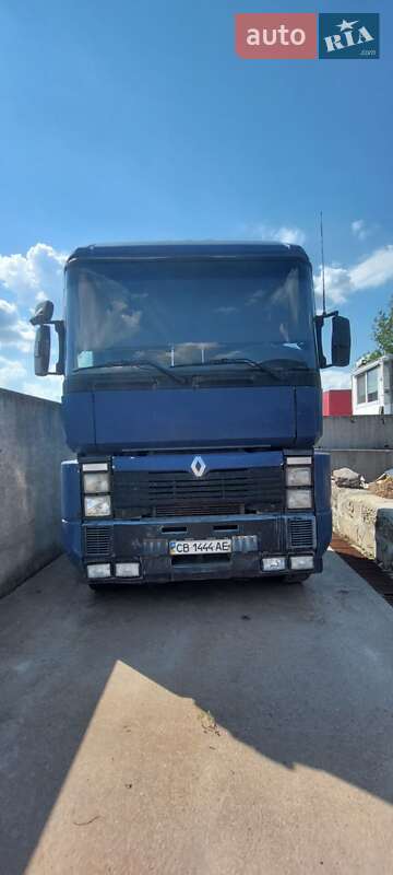 Тягач Renault Magnum 1999 в Чернигове