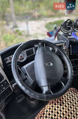 Тягач Renault Magnum 2007 в 