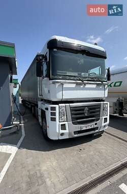 Тягач Renault Magnum 2011 в 