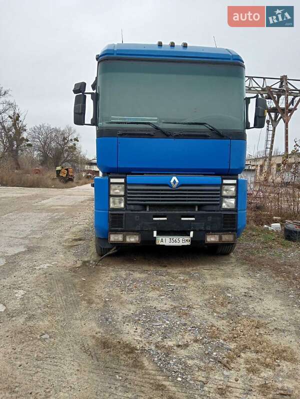 Тягач Renault Magnum 1999 в 