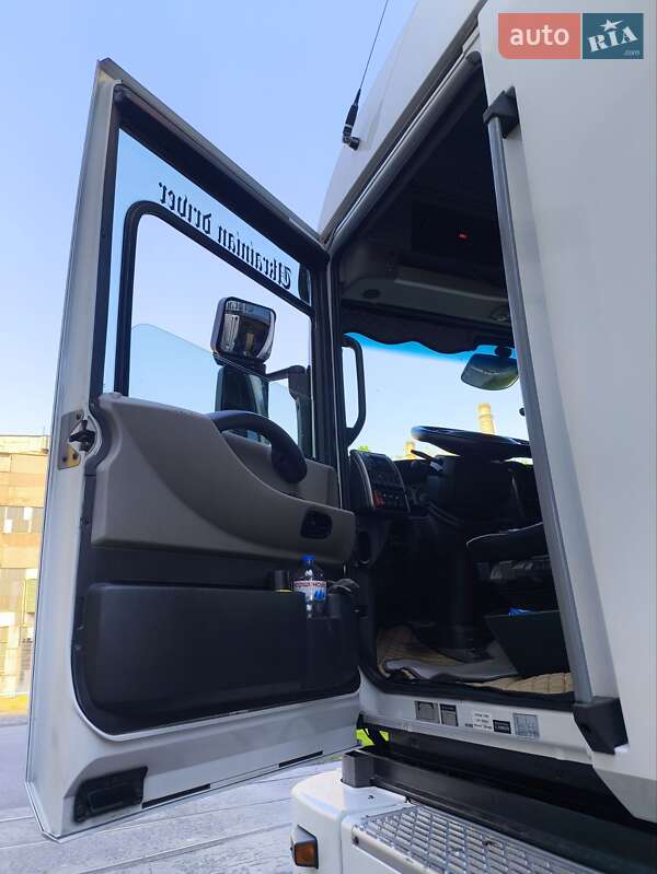 Тягач Renault Magnum 2010 в Вінниці