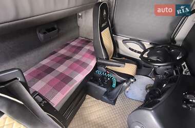 Тягач Renault Magnum 2010 в 