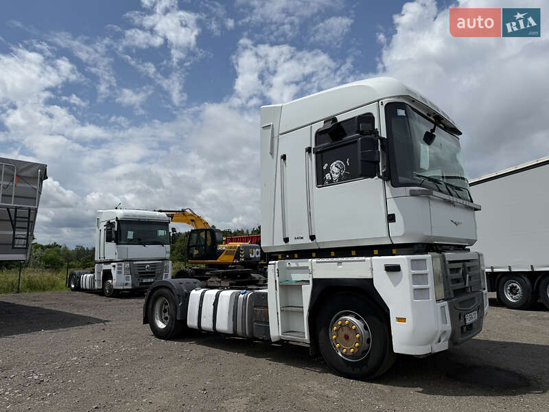 Тягач Renault Magnum 2011 в Киеве