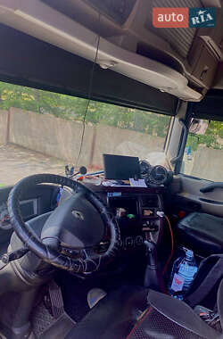 Тягач Renault Magnum 2010 в 