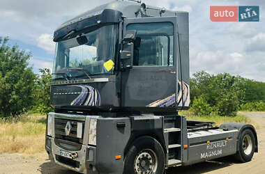 Тягач Renault Magnum 2010 в 