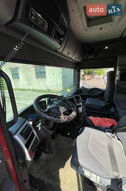 Тягач Renault Magnum 2005 в 