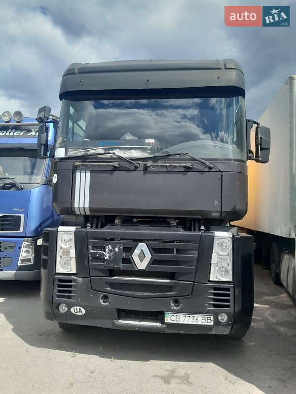 Renault Magnum 2004