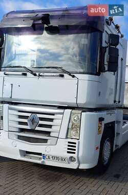 Тягач Renault Magnum 2008 в Черкасах