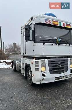Тягач Renault Magnum 2005 в 