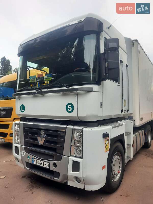 Тягач Renault Magnum 2008 в Києві