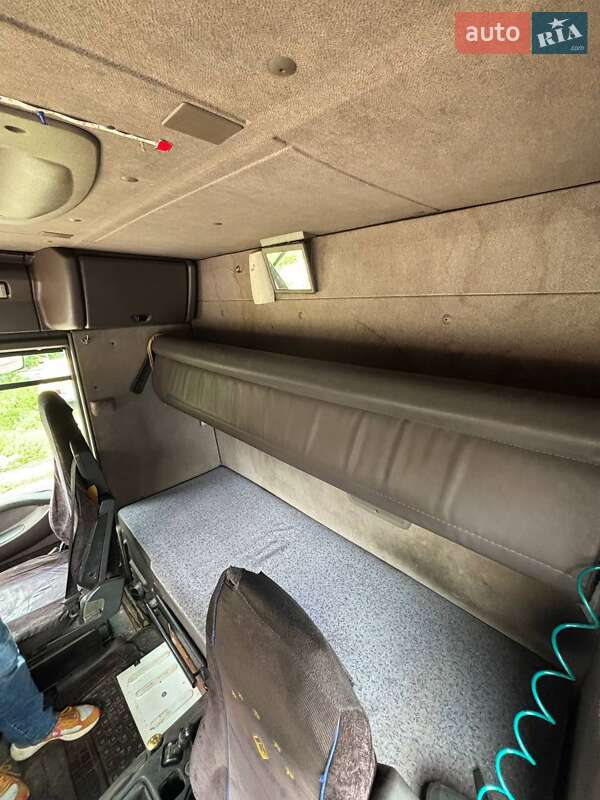 Тягач Renault Magnum 2006 в Чернигове