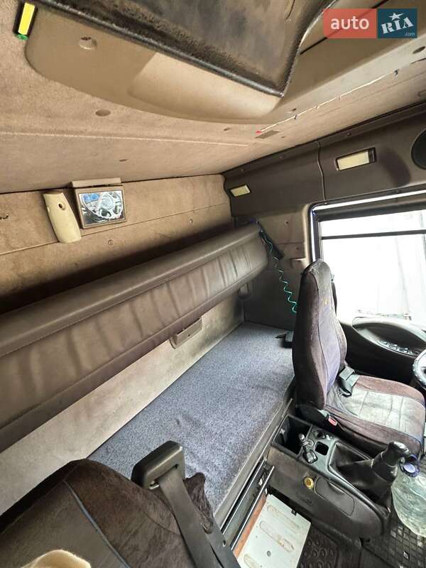 Тягач Renault Magnum 2006 в Чернигове