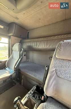 Тягач Renault Magnum 2006 в 