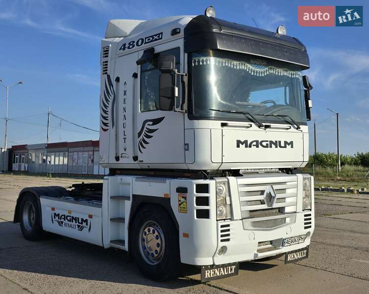 Тягач Renault Magnum 2006 в 
