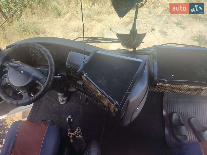 Тягач Renault Magnum 2000 в Овидиополе