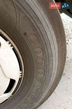 Тягач Renault Magnum 2005 в 