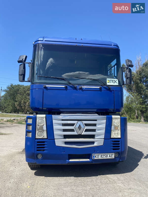 Тягач Renault Magnum 2007 в Дніпрі