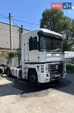 Тягач Renault Magnum 2012 в 