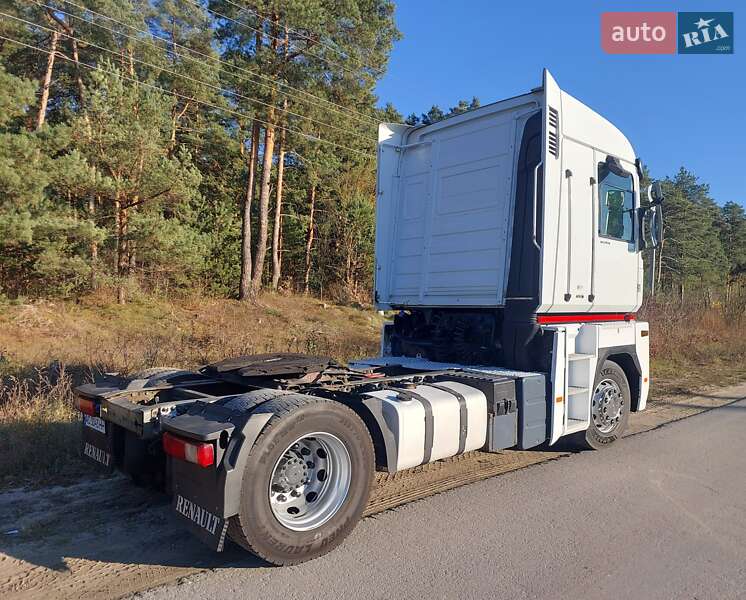 Тягач Renault Magnum 2011 в Луцке