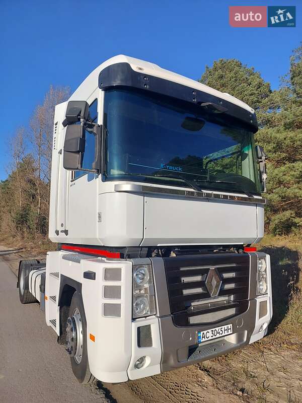 Тягач Renault Magnum 2011 в Луцке