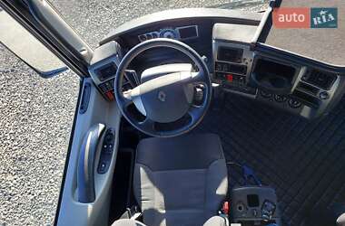Тягач Renault Magnum 2011 в 