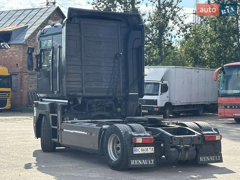 Тягач Renault Magnum 2008 в Львове